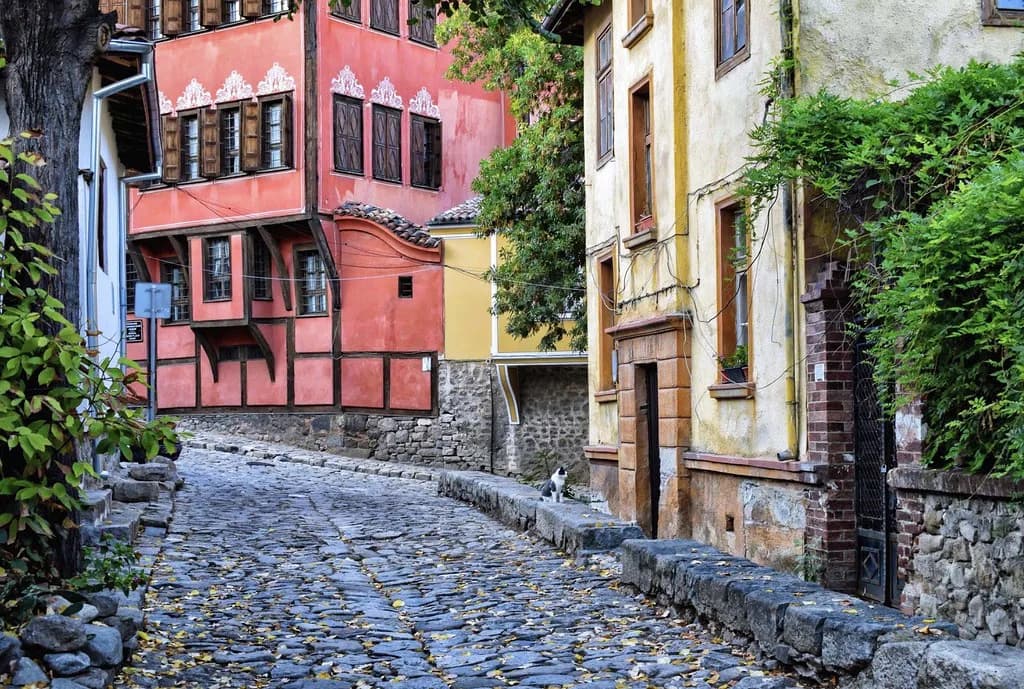 Bulgaria in April: Weather & Where to Go