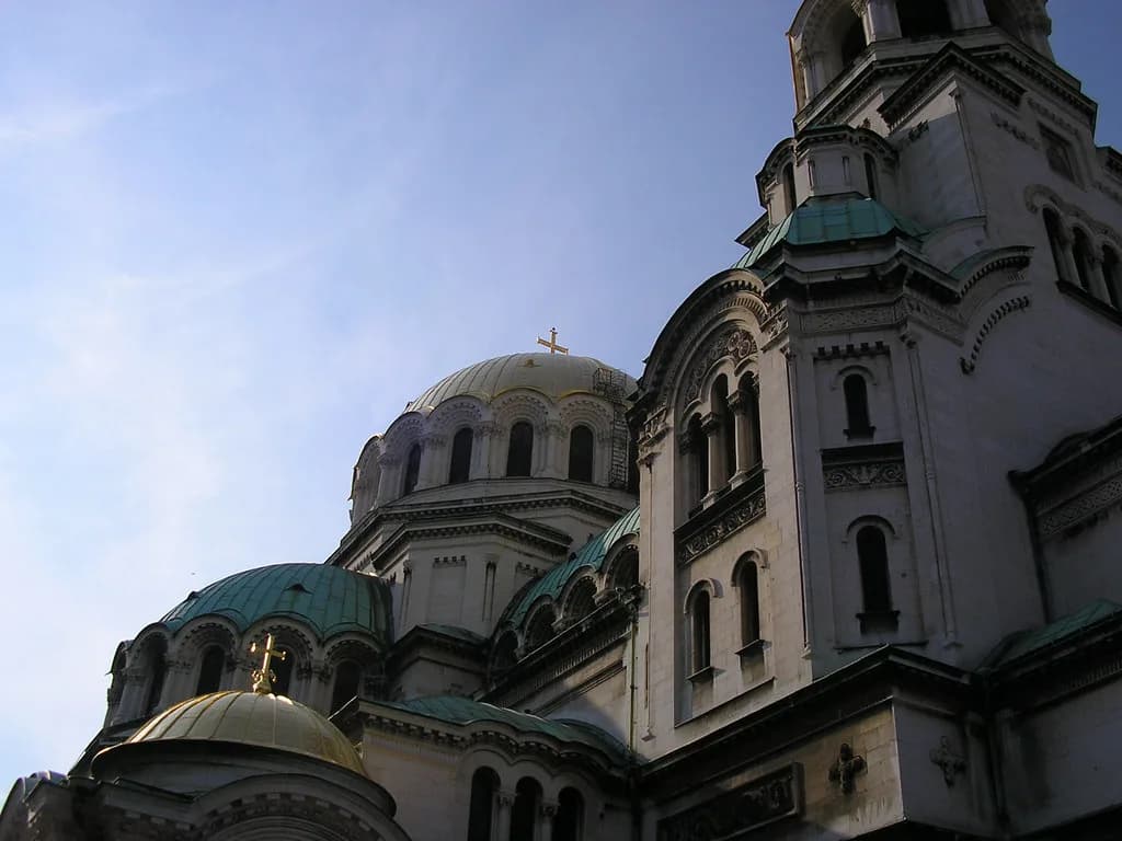 Bulgaria vs Romania: Which Is Better for Your Trip?