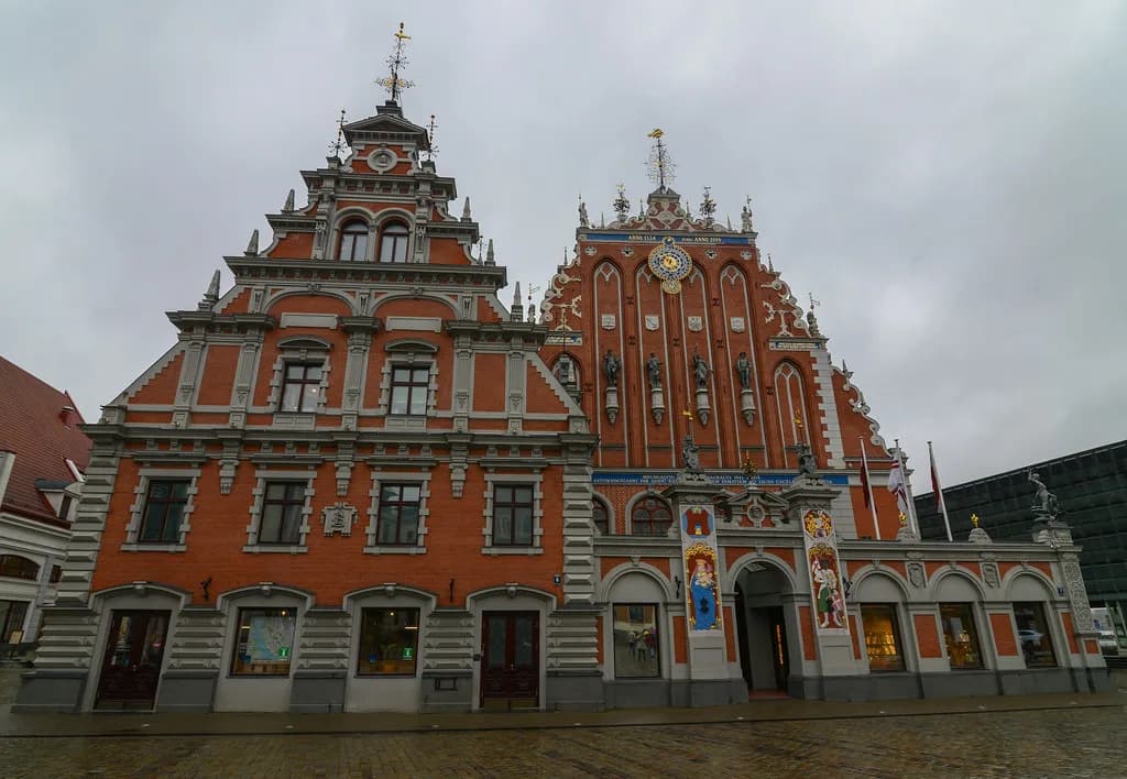 Tipping in Latvia: What to Leave and Where