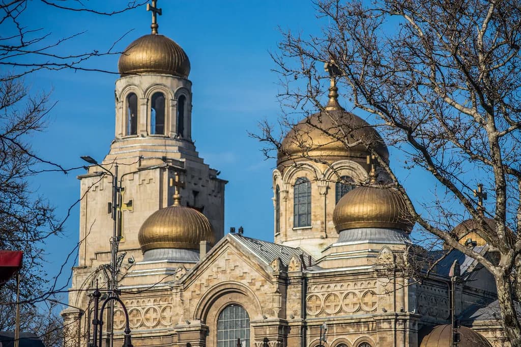 Is Varna Worth Visiting? A Guide to Decide