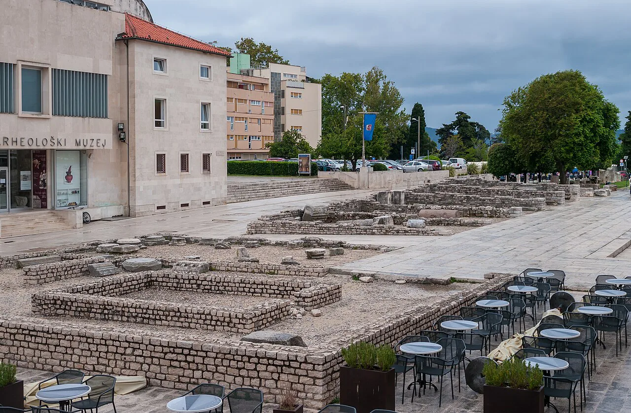 Roman forum, Zadar ( )