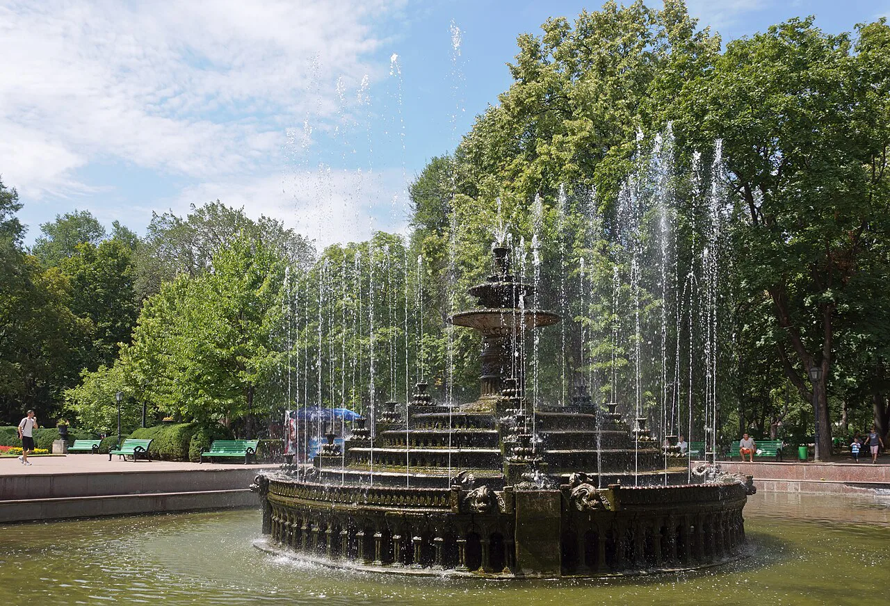 Chisinau Stefan cel Mare park fountain, Moldova